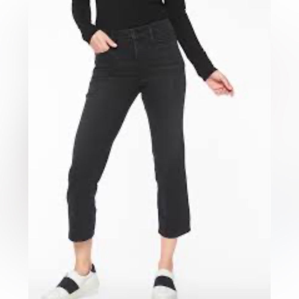 Athleta Innovative Sculptek